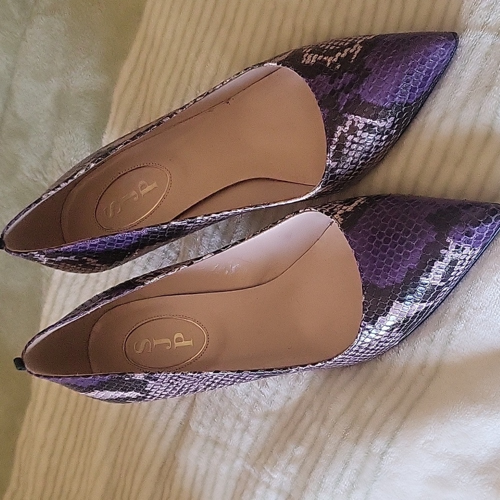 SJP Heels